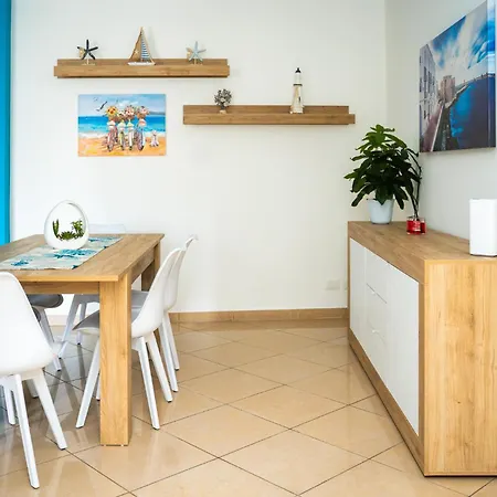 Sisters In Law Blue House Apartment