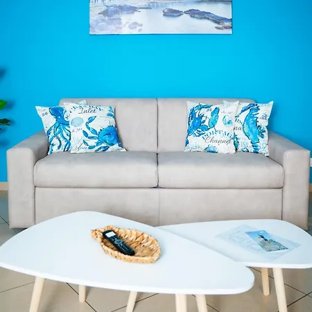 Apartment Sisters In Law Blue House Monopoli