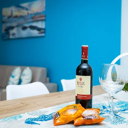 Apartment Sisters In Law Blue House Monopoli